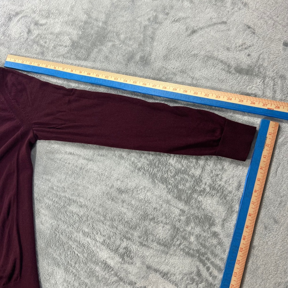 EXPRESS Crewneck Sweater Mens Medium Burgundy Maroon 100 Merino Wool .5" Hole - Picture 12 of 16